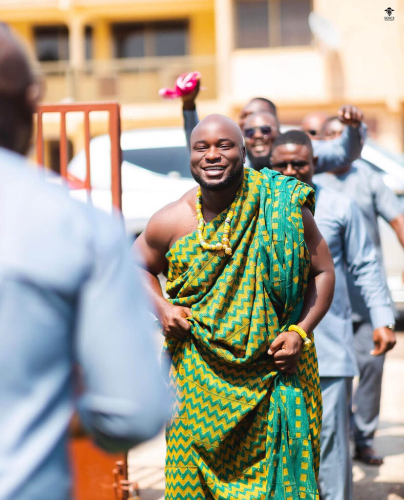 Here are beautiful photos of a groom in Ghanaian wedding outfit