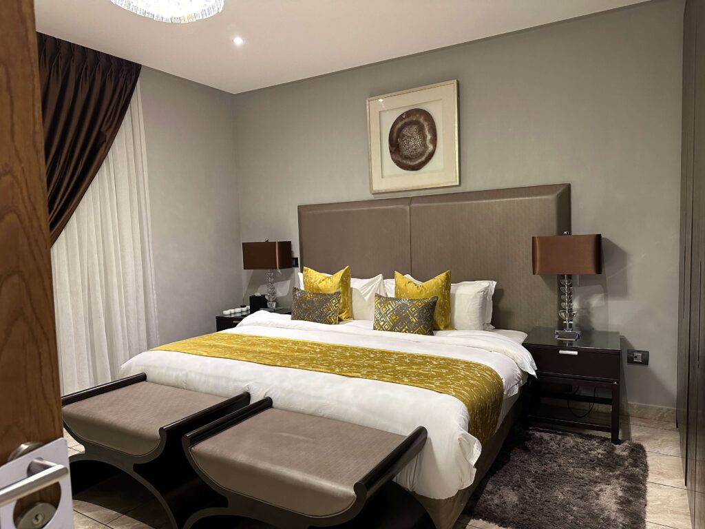 Hotels In Kumasi: Oak Plaza Suites